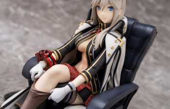 『ゴッドイーター レゾナントオプス』アリサのエロいストッキング脱ぎかけのエロフィギュア！の画像