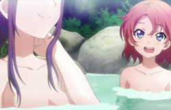 アニメ『装甲娘戦機』2話で女の子たちのエロい全裸温泉入浴シーンや下着姿など！の画像