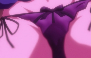 アニメ『戦闘員、派遣します！』2話で女の子のスカートをめくってエロい紐パン丸見えなど！の画像