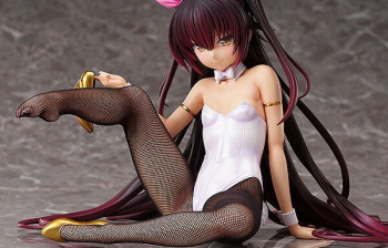 『ToLOVEる』ネメシスのえっちなタイツの足を見せつけてくるエロバニー姿のエロフィギュアの画像