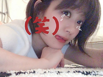 こんなモデルみたいに可愛い子でも「裏垢」で承認欲求を満たすとか、女さんの欲望は凄まじいな!の画像