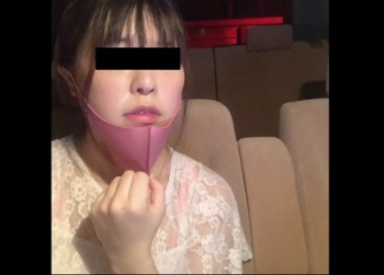 【エロ動画 素人】 裏アカで無修正マ〇コを晒しまくってた素人女子さんの身元がバレてしまうwwの画像