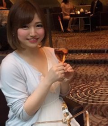 【エロ動画 素人】 モデル活動をしている２5歳アイドル的ルックスの笑顔が可愛い美女と生ハメ撮りの画像