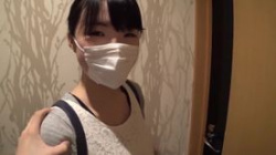 【エロ動画 素人】 日本橋でナンパした調理の専門学校に通う１８歳の処女ガールをハメ撮りの画像