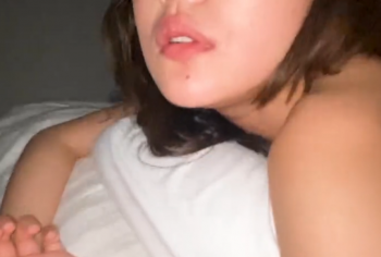 【エロ動画 素人】 元カレがネットに垂れ流したカノジョとの濃厚セクロス映像wwwの画像