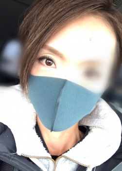 【エロ動画 素人】 包茎男が口説き続けること数年、やっとセクロスまでこぎつけた元モデルとのハメ撮りの画像