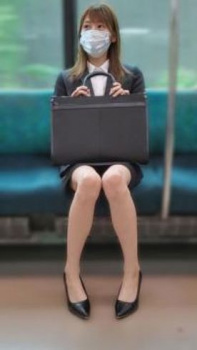 【無修正 素人】 最近、就職したばかりで保険の営業をしているスレンダーOLと生ハメ撮りの画像
