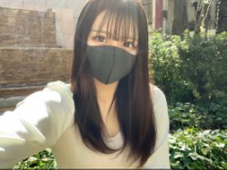 【エロ動画 素人】 逆ナンパしてゲットしたタイガーマスクに中出しをおねだりしてしまう美少女がこちらの画像