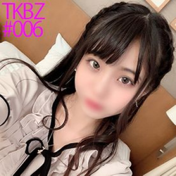 【エロ動画 素人】 ミニマムボディでちっぱいJDがバイトの同僚とホテルで初めてのガチセクロスの画像