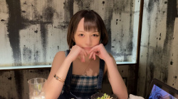 【エロ動画 素人】 22歳の居酒屋看板娘で関西出身の女子大生がバイトをサボってセクロス三昧の画像