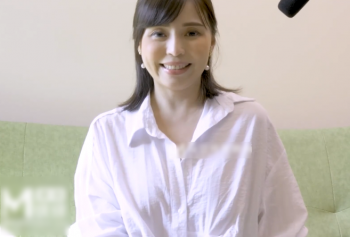 【無修正 エロ動画】 メイドコスの綺麗な巨乳お姉さんとセクロス撮影の画像