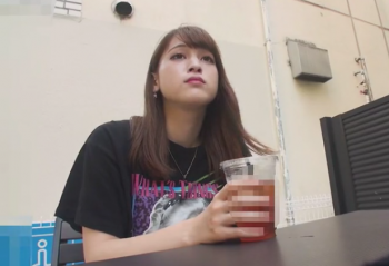 【無修正 エロ動画】 世間知らずの10代ハーフ美少女とハメ撮りの画像