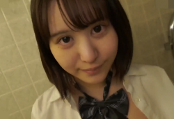 【無修正 エロ動画】 おっとりした性格の可愛い制服美少女とホテルでハメ撮りの画像