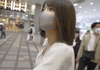 【無修正 エロ動画】 綺麗な女子と都会の街を散策したあとはホテルで中出しハメ撮りの画像
