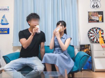 関西弁の童顔美少女をヤリ部屋に連れ込みSEX隠し撮りの画像