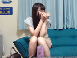 渋谷でナンパした黒髪ロング美少女をヤリ部屋に連れ込みSEX隠し撮りの画像