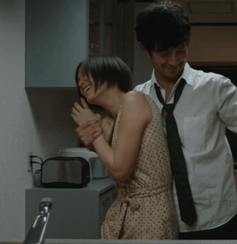 本田翼　ノーブラで乳輪ハミ出し！勃起回避不能ｗｗｗｗｗｗｗｗの画像