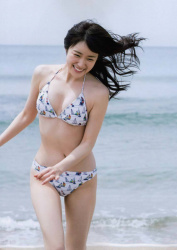 高山一実　乳輪ポロリ！マジで抜けるぞｗｗｗｗｗｗｗの画像