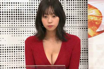 青山ひかる、巨乳おっぱいの谷間がマジで抜けるぞｗｗｗｗｗｗｗｗｗｗｗｗｗｗｗｗｗの画像