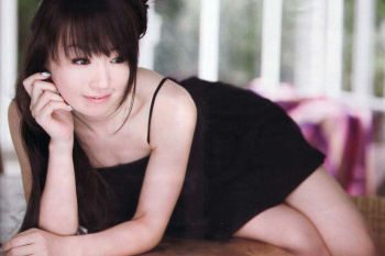 水樹奈々　貴重な水着画像が最高！芸能人エロ画像ｗｗｗｗｗｗｗｗｗｗｗｗｗｗｗｗの画像