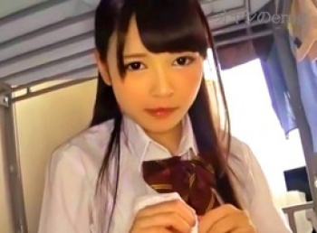 家出､女子高生！ヤリ部屋でアナルを舐めさせパイパンの股間に挿入･･･の画像