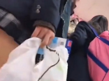 【盗撮動画】街撮りパンチラ！繁華街で放課後JKちゃん達を尾行してパンティ隠し撮り！！の画像