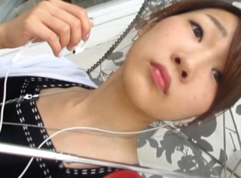 【HD盗撮動画】いたずらっ子し隊！バレたら即採捕！可愛い素人ギャルに声掛け尾行パンチラ隠し撮り！！の画像