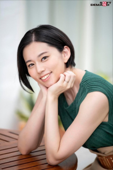 南アルプスの湧き水よりも澄み切った34歳人妻がAVデビューの画像