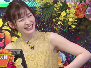 日テレ岩田絵里奈アナが冬なのにエロスな二の腕を露出の画像