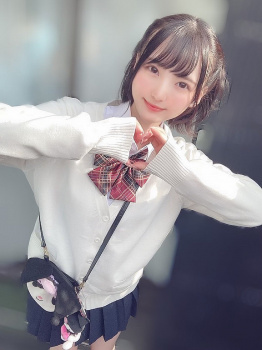 このルックスでGカップの現役JK・由良ゆらさんの画像