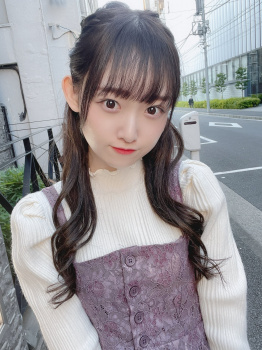 清純系の小島瑠那(27)が半ケツDVD発売の画像