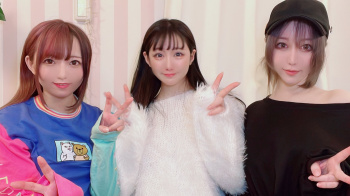 真ん中の癒し系お姉さんがこの後、脱ぐの画像