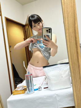 ハミ出てきた下乳のエロ画像 part53の画像