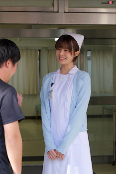 AV女優・月乃ルナさんのナース姿が可愛すぎる件の画像