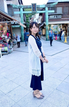 こう見えてパイパンなマドンナ新人女優・那賀崎ゆきね30歳の画像