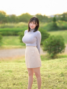 元朝ドラ候補生の堀田真央さんが胸パンパンなのでAVデビューの画像