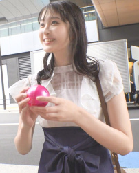 官能小説で週4オナニーする清楚系の文学少女ふみのちゃん(22)の画像