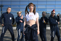電撃ネットワークの新メンバー幕田みゆがTバック穿くの画像