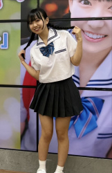 まだ現役JKに見えるグラドル新人賞の入間ゆい(19)の画像
