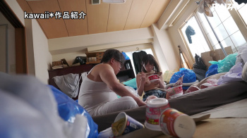 SEX後にJKとカップラーメン食べる光景が何かエロいの画像