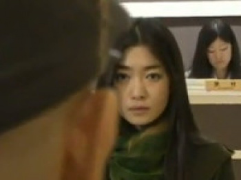 【ヘンリー塚本】超のつく痴熟女 ドクターと診察室セックス 直後に待合室で男患者を誘って魔羅を食うの画像