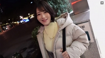 AVに応募してきたミニスカ三十路女性の画像