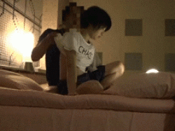流出したパパ活キッズのハメ撮りがやばい…中出しされる様子が尋常じゃなくなまなましいハメ撮りGIF画像の画像