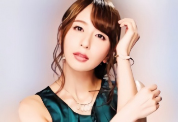 【希崎ジェシカ】超絶カワイイ淫乱お姉さん（痴女）が貴方を見つめながらチンポをおねだりしてくる主観イチャラブ濃密セックス！！の画像