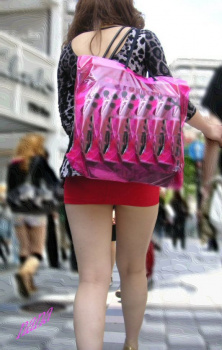 生足が眩しすぎるっ！！ミニスカート娘達の画像