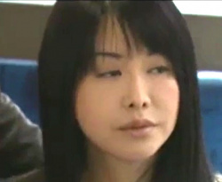 浅井舞香 「ついて来て…」43歳の熟女妻がバスで男を誘惑して浮気SEX！の画像