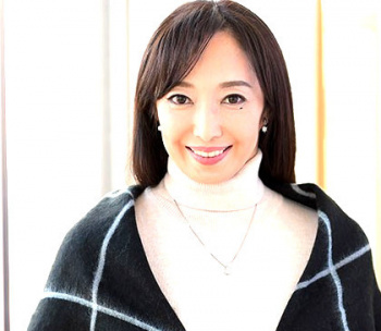 音羽文子 「5～6年は夫との夜がなく…」57歳の元CA奥様が刺激とトキメキを求めてAVデビュー！の画像