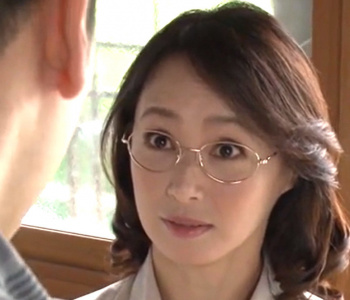 安野由美 「あら！」熟女妻が営業先で偶然再会した元旦那！の画像
