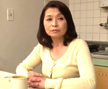遠田恵未 「お義母さん…」義母が娘婿の強引な生性交に最愛の娘への罪悪感ながらイキまくる！の画像