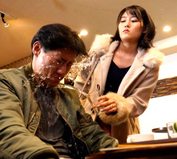 神宮寺ナオ 「浮気！最低だわ！」妻の妹の軽蔑した目で咎めるのでイカせた旦那！の画像